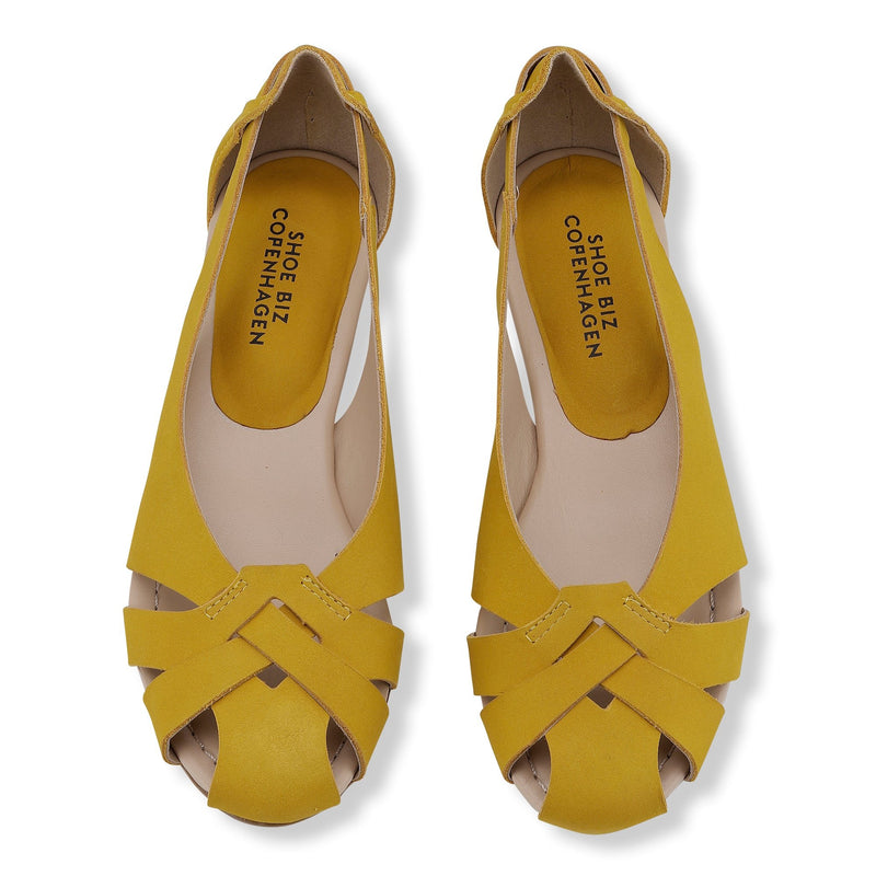 Shoe Biz Hanneine Ballerina Yellow