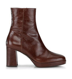 Shoe Biz Kitt Short Boot Cognac