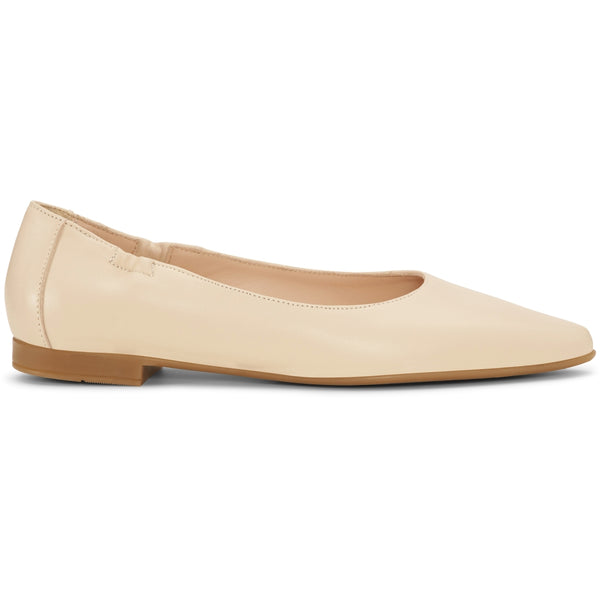 Shoe Biz Mathilde Black Ballerina Cream