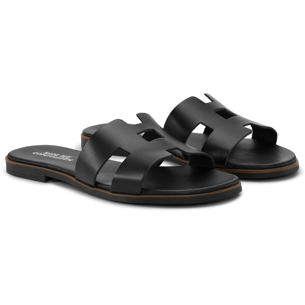 Shoe Biz Seattle Sandal Black