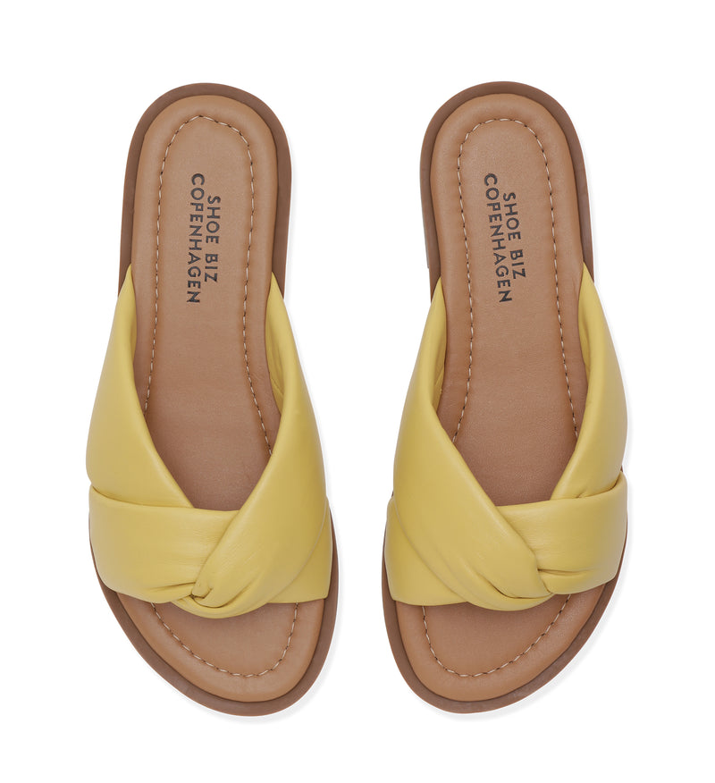 Shoe Biz Sikita Slipper Yellow