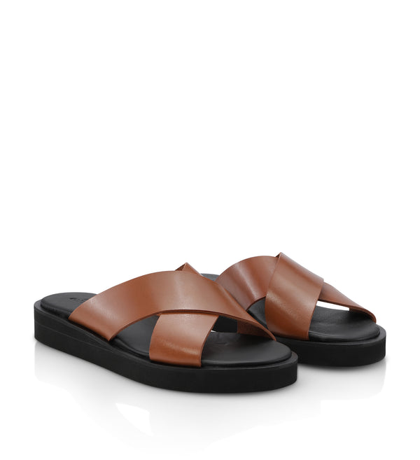 Shoe Biz Sille Slipper Cognac