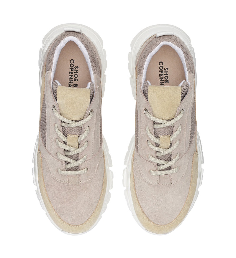 Shoe Biz Urith Sneaker Camel